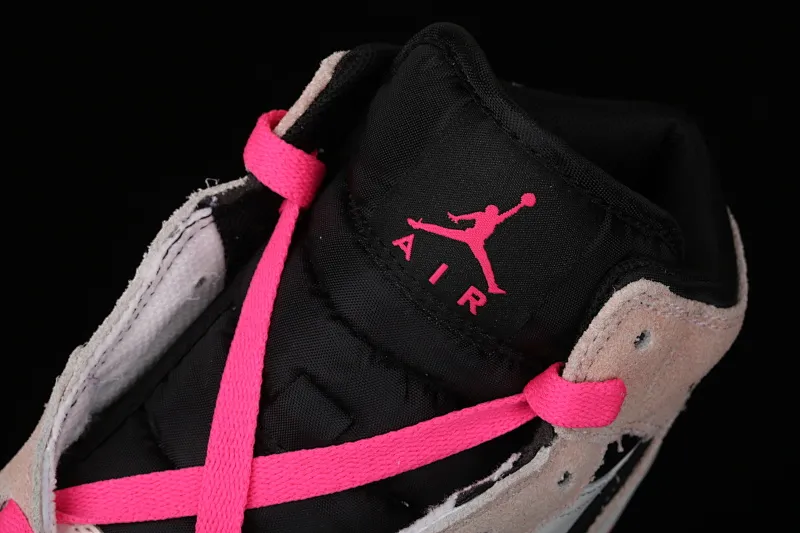 All categories Air Jordan Jordan series basketball shoes Air Jordan 1 Mid Different versions Air Jordan 1 Mid AJ1 Dirty pink suede mid-top toe 852542-801